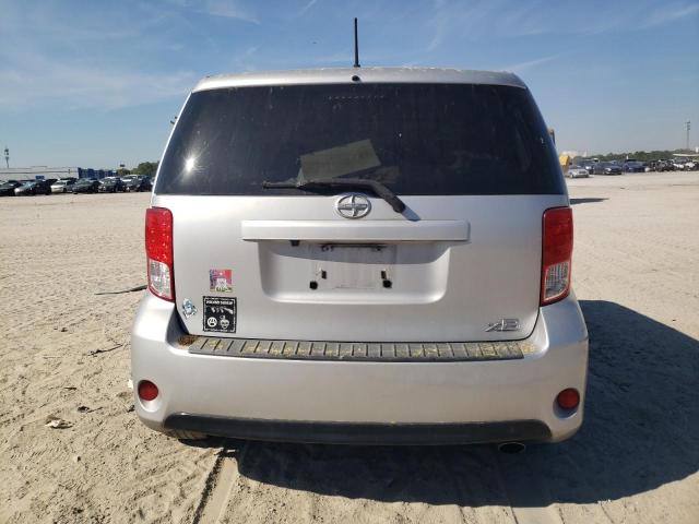 JTLZE4FEXEJ054138 - 2014 TOYOTA SCION XB SILVER photo 6