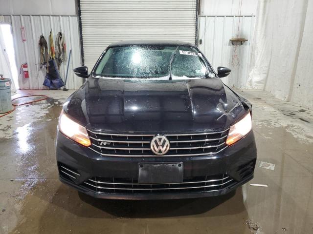 1VWDT7A36HC028483 - 2017 VOLKSWAGEN PASSAT R-LINE أسود صورة 5