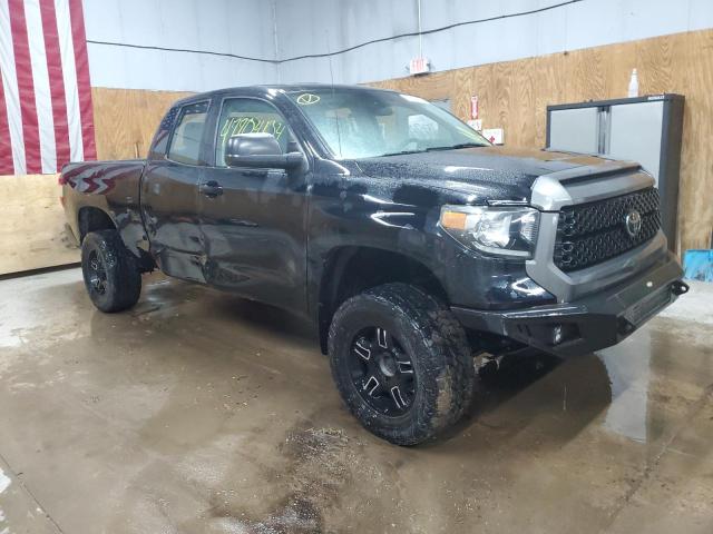 5TFUM5F16JX078097 - 2018 TOYOTA TUNDRA DOUBLE CAB SR/SR5 BLACK photo 4