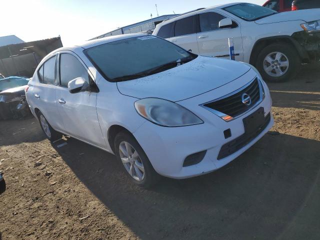 3N1CN7AP6EL818719 - 2014 NISSAN VERSA S WHITE photo 4