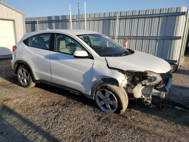 3CZRU5H35GM701979 - 2016 HONDA HR-V LX WHITE photo 4