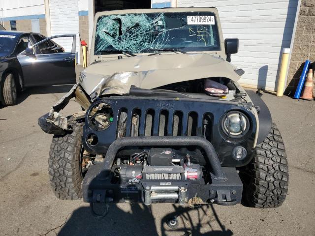 1C4AJWAGXHL673114 - 2017 JEEP WRANGLER SPORT TAN photo 5