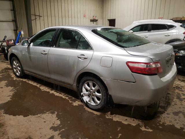 4T1BK46K17U038256 - 2007 TOYOTA CAMRY LE SILVER photo 2