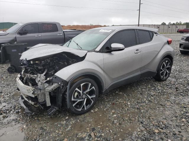 NMTKHMBX5JR005565 - 2018 TOYOTA C-HR XLE SILVER photo 1