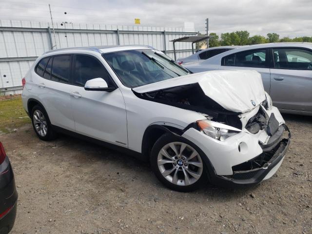 WBAVL1C58DVR86359 - 2013 BMW X1 XDRIVE28I WHITE photo 4