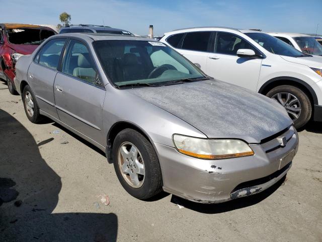 1HGCG1651WA018836 - 1998 HONDA ACCORD EX SILVER photo 4