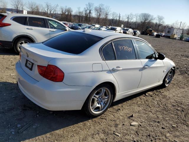 WBAPK5C5XAA646815 - 2010 BMW 328 XI SULEV WHITE photo 3