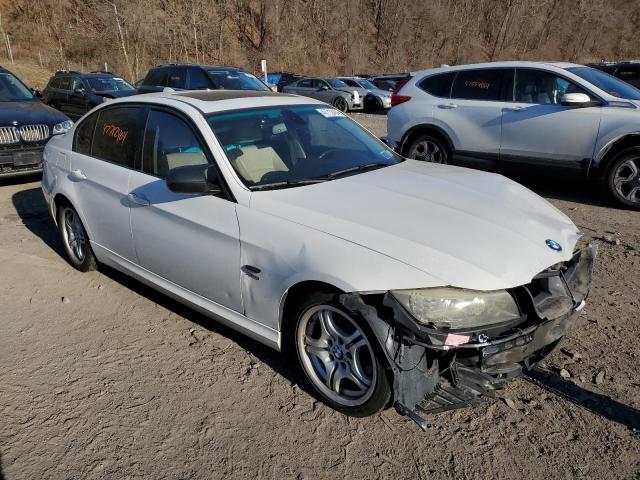 WBAPK5C5XAA646815 - 2010 BMW 328 XI SULEV WHITE photo 4