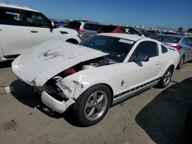 1ZVFT80N165106249 - 2006 FORD MUSTANG WHITE photo 1