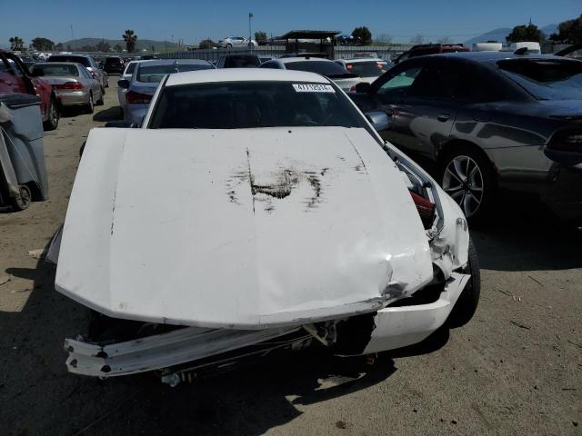 1ZVFT80N165106249 - 2006 FORD MUSTANG WHITE photo 5