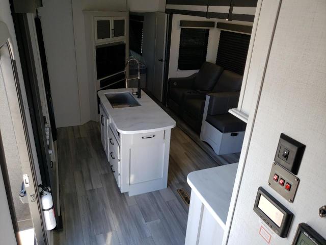 4YDFSTT23R4530100 - 2024 KEYSTONE SPRINTER TWO TONE photo 7