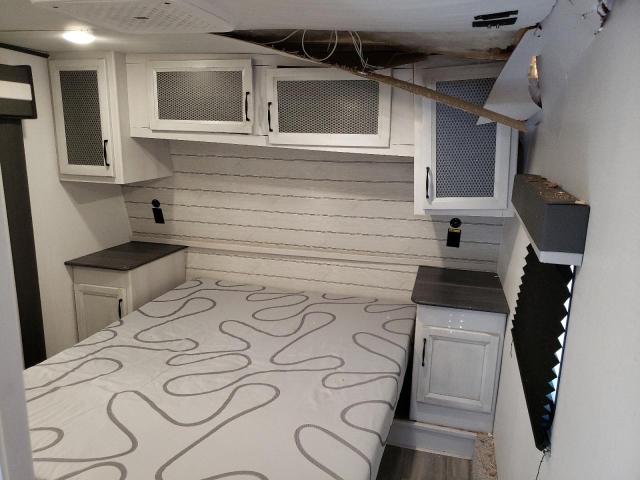 4YDFSTT23R4530100 - 2024 KEYSTONE SPRINTER TWO TONE photo 8