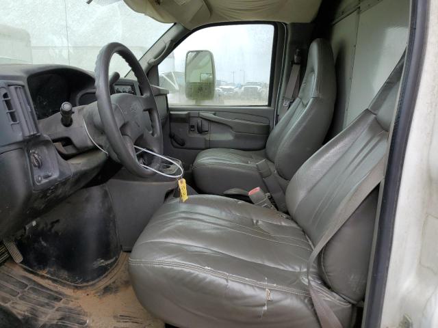 1GBJG31U761163805 - 2006 CHEVROLET EXPRESS G3 WHITE photo 7