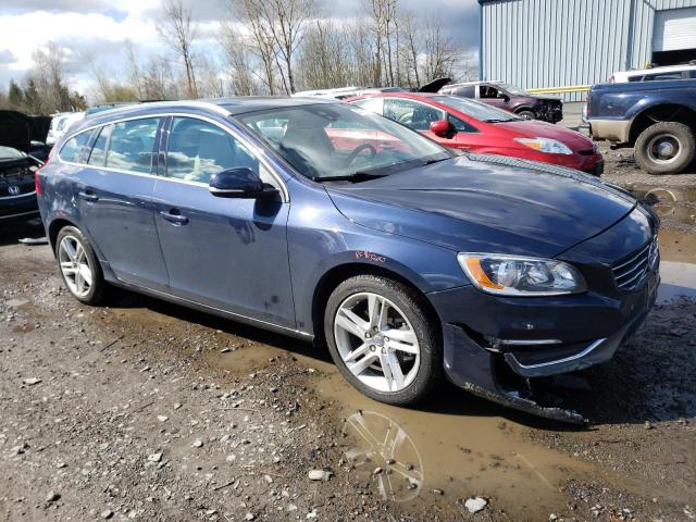 YV140MEK6F1246874 - 2015 VOLVO V60 PREMIER BLUE photo 4