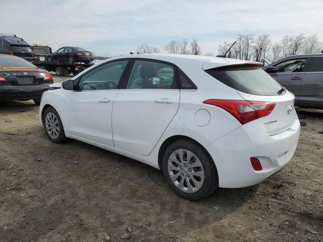 KMHD35LH0HU360926 - 2017 HYUNDAI ELANTRA GT WHITE photo 2