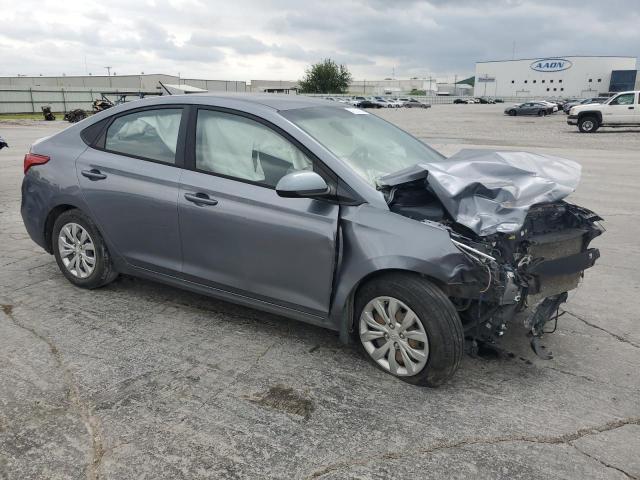 3KPC24A34JE029405 - 2018 HYUNDAI ACCENT SE GRAY photo 4