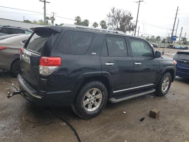 JTEZU5JRXA5010153 - 2010 TOYOTA 4RUNNER SR5 BLACK photo 3