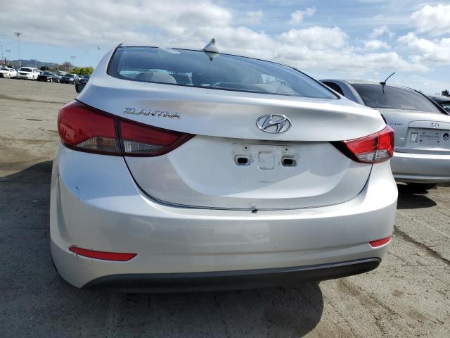 5NPDH4AE0GH742519 - 2016 HYUNDAI ELANTRA SE GRAY photo 6