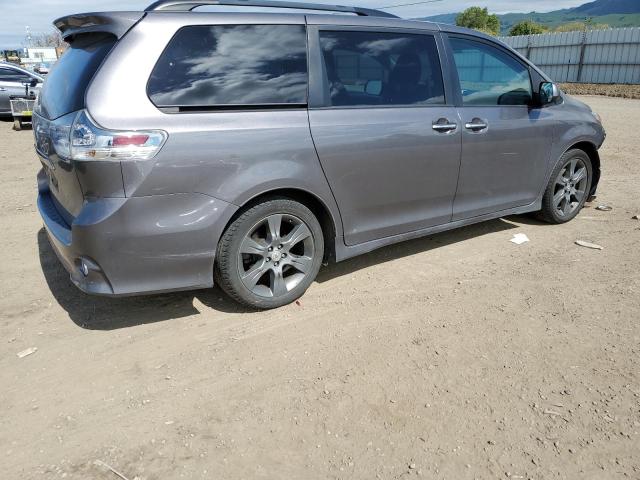 5TDXK3DCXGS765691 - 2016 TOYOTA SIENNA SE GRAY photo 3