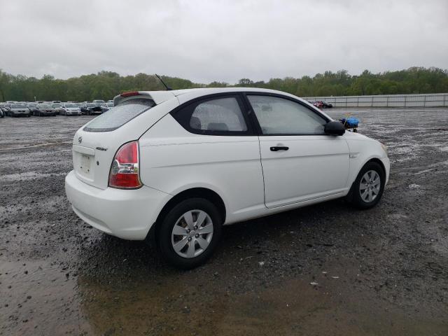 KMHCM36CX8U058525 - 2008 HYUNDAI ACCENT GS WHITE photo 3