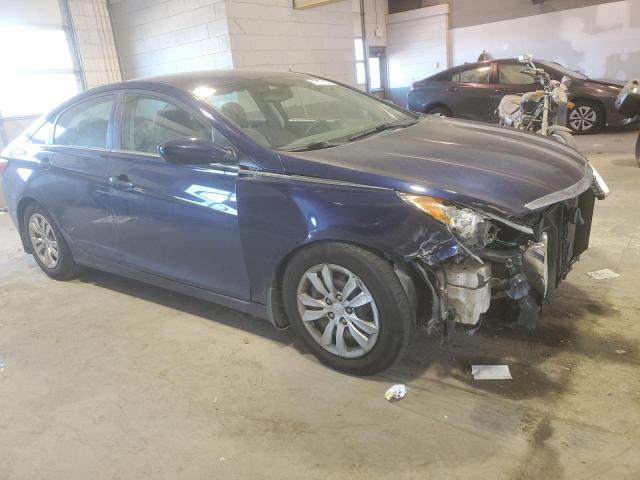 5NPEB4AC8DH556761 - 2013 HYUNDAI SONATA GLS BLUE photo 4