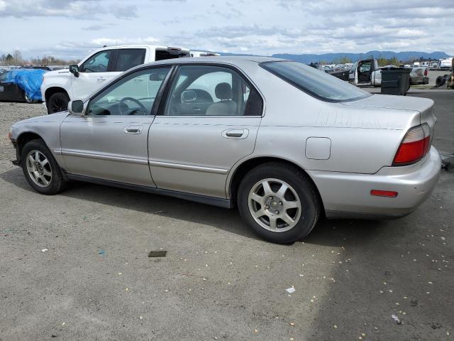 1HGCD5692TA211768 - 1996 HONDA ACCORD VALUE SILVER photo 2