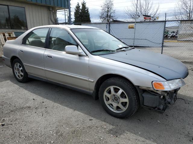 1HGCD5692TA211768 - 1996 HONDA ACCORD VALUE SILVER photo 4