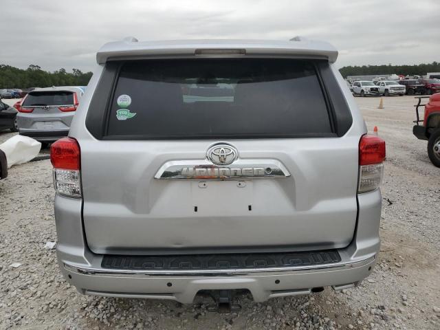 JTEZU5JR4B5022056 - 2011 TOYOTA 4RUNNER SR5 SILVER photo 6