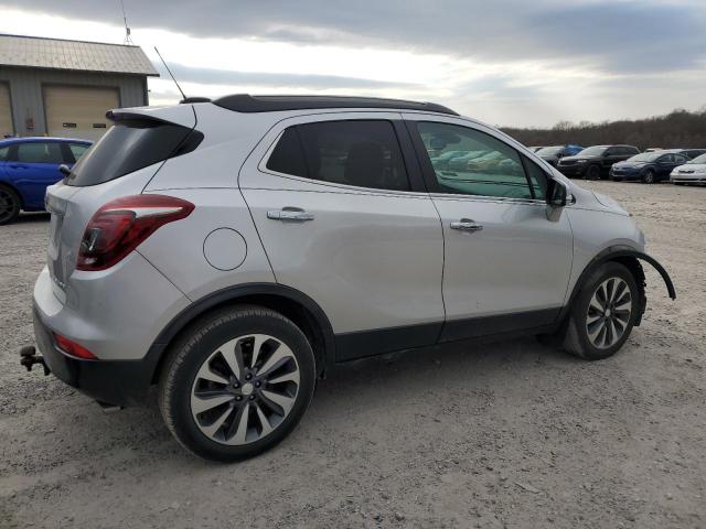 KL4CJBSB2JB724499 - 2018 BUICK ENCORE PREFERRED II SILVER photo 3