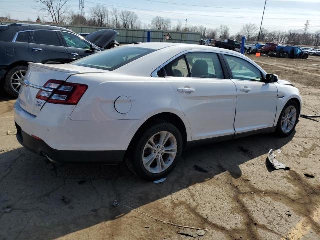 1FAHP2H82HG142993 - 2017 FORD TAURUS SEL WHITE photo 3