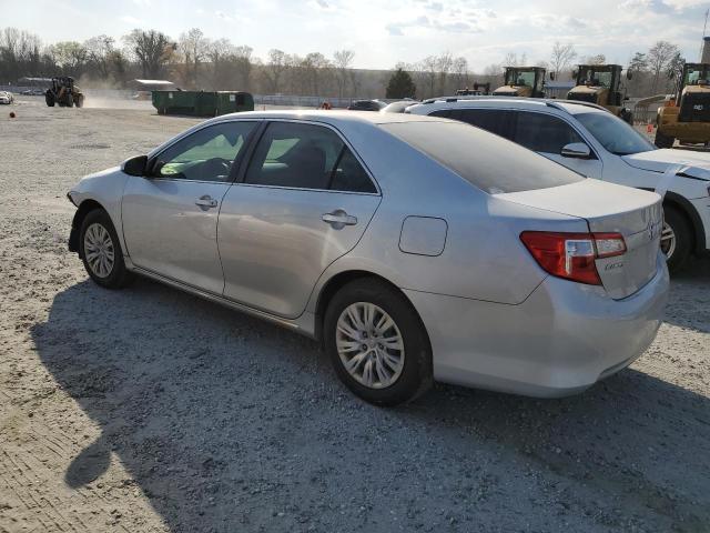 4T4BF1FK6ER409434 - 2014 TOYOTA CAMRY L SILVER photo 2