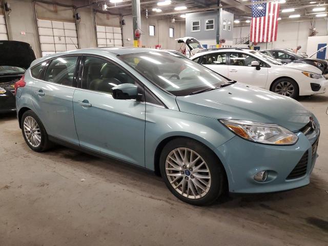 1FAHP3M24CL358397 - 2012 FORD FOCUS SEL TURQUOISE photo 4