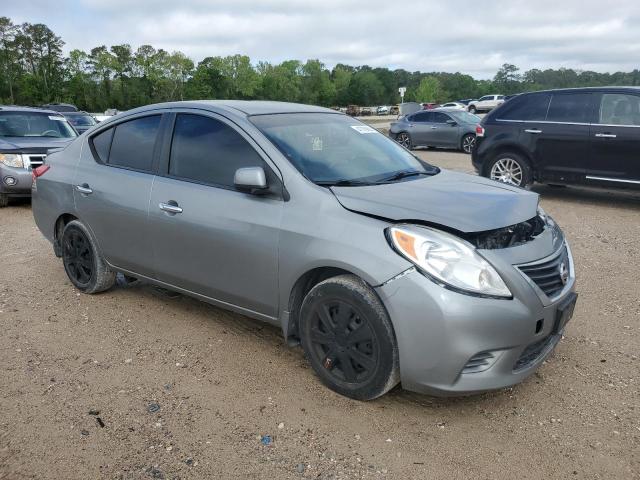 3N1CN7AP5DL881115 - 2013 NISSAN VERSA S GRAY photo 4