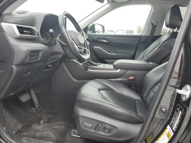 5TDGZRBH5NS572956 - 2022 TOYOTA HIGHLANDER XLE BLACK photo 7