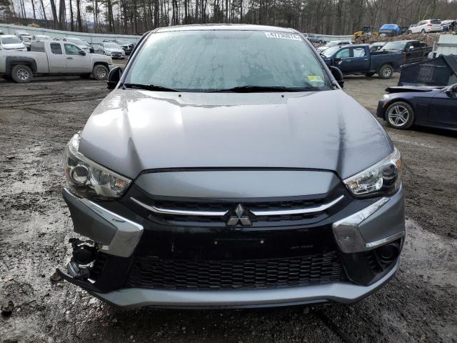 JA4AR3AU8JU020272 - 2018 MITSUBISHI OUTLANDER ES SILVER photo 5