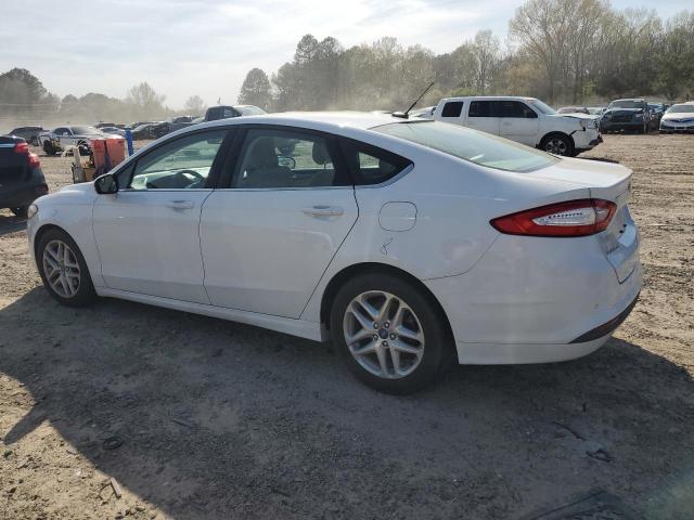 3FA6P0HR4DR269722 - 2013 FORD FUSION SE WHITE photo 2