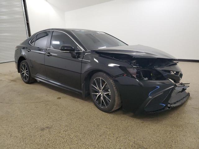 4T1G11AK3RU197958 - 2024 TOYOTA CAMRY SE NIGHT SHADE BLACK photo 4