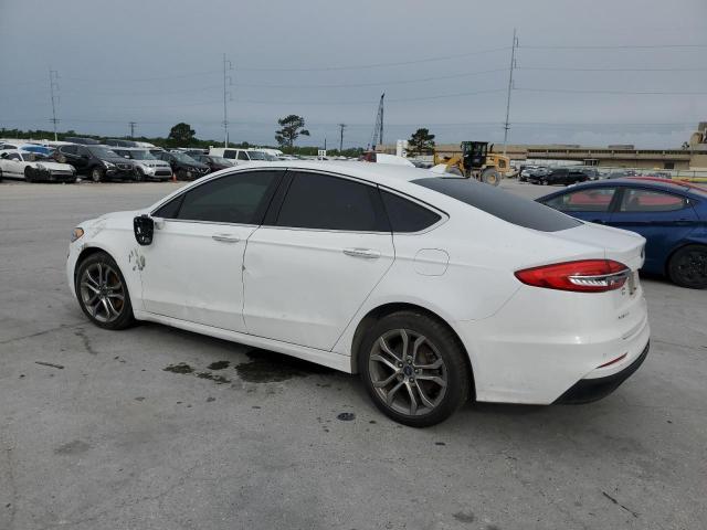 3FA6P0CD5KR180895 - 2019 FORD FUSION SEL WHITE photo 2