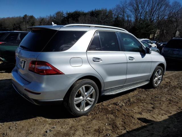 4JGDA5HB2DA172219 - 2013 MERCEDES-BENZ ML 350 4MATIC SILVER photo 3