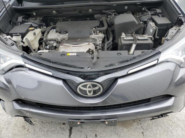 2T3BFREV9JW852313 - 2018 TOYOTA RAV4 LE GRAY photo 11