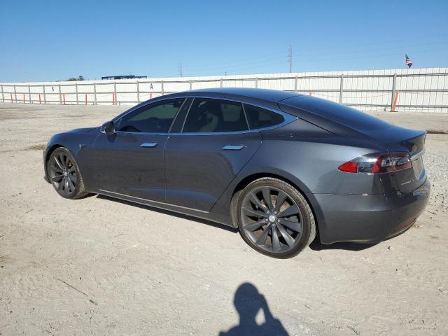 5YJSA1E29HF180484 - 2017 TESLA MODEL S GRAY photo 2