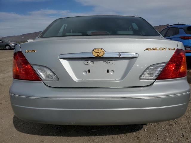 4T1BF28B62U240587 - 2002 TOYOTA AVALON XL SILVER photo 6