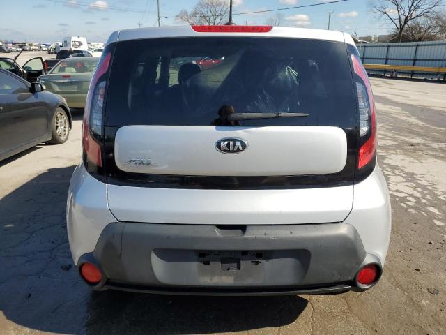 KNDJN2A2XG7830651 - 2016 KIA SOUL SILVER photo 6