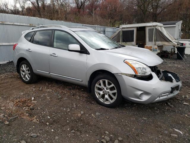 JN8AS5MV5BW670651 - 2011 NISSAN ROGUE S SILVER photo 4