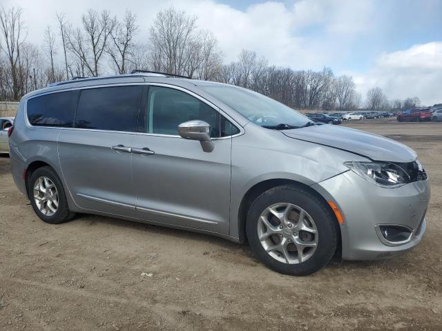 2C4RC1GG7JR226468 - 2018 CHRYSLER PACIFICA LIMITED SILVER photo 4