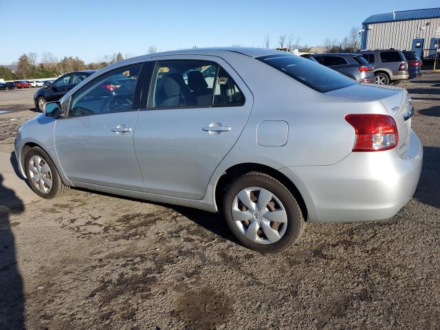 JTDBT903671156854 - 2007 TOYOTA YARIS SILVER photo 2