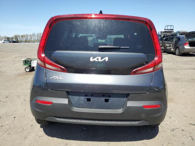 KNDJ23AU1N7820782 - 2022 KIA SOUL LX GRAY photo 6