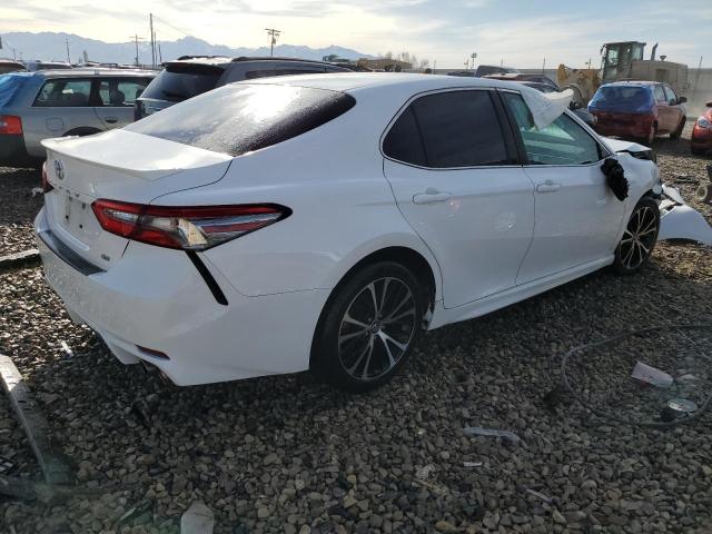 4T1B11HKXJU023308 - 2018 TOYOTA CAMRY L WHITE photo 3