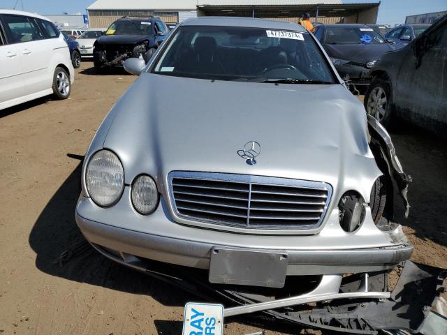 WDBLJ65G9XF044927 - 1999 MERCEDES-BENZ CLK 320 SILVER photo 5