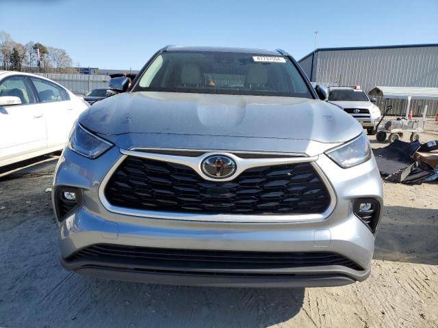 5TDGZRAH6MS034153 - 2021 TOYOTA HIGHLANDER XLE BLUE photo 5